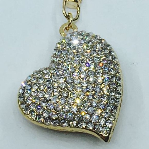 CLASSY KEYCHAIN- SILVER HEART - Picture 1 of 2